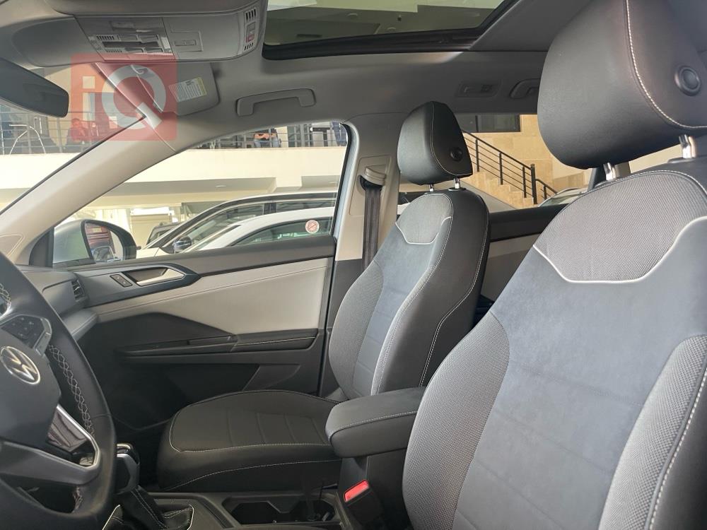 Volkswagen Taos
